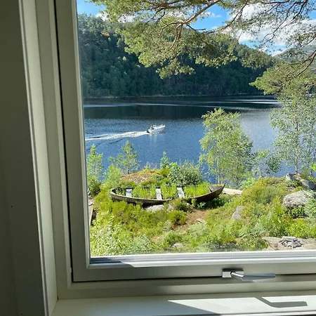 Beautiful By The Sea Holiday home
